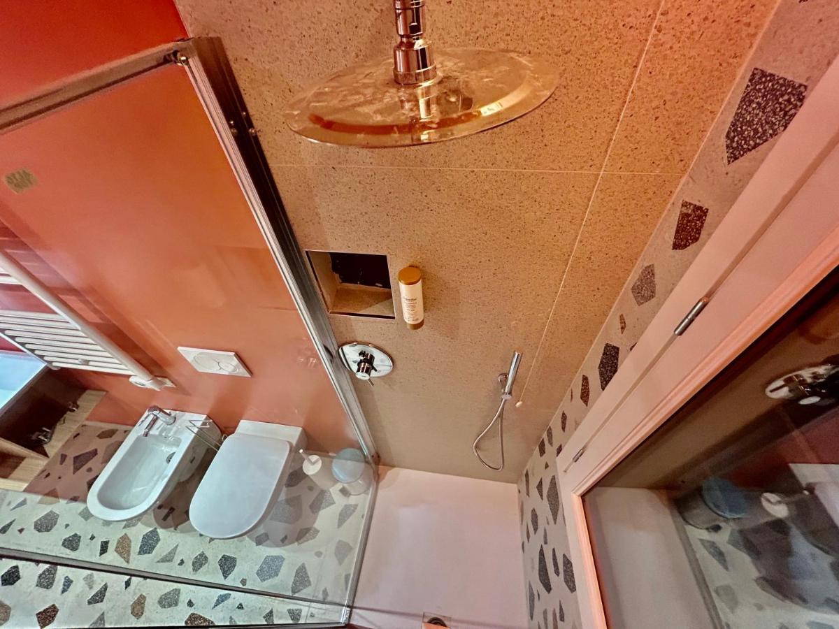 Farini Suites Wi-Fi Венеция Экстерьер фото